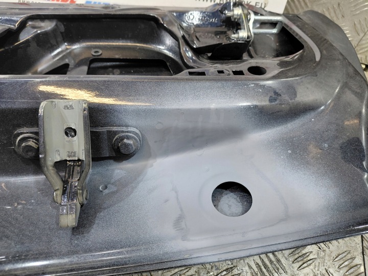 BMW G05 G07 F95 COUVERCLES DE COFFRE COUVERCLES DE COFFRE CÔTÉ ARRIÈRE CARBONSCHWARZ 416