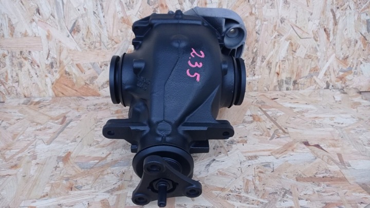DIFFÉRENTIEL ARRIÈRE PONT BMW E90 E91 E92 E93 325D 330D MANUEL 3,0D PRZELOZENIE 2,35