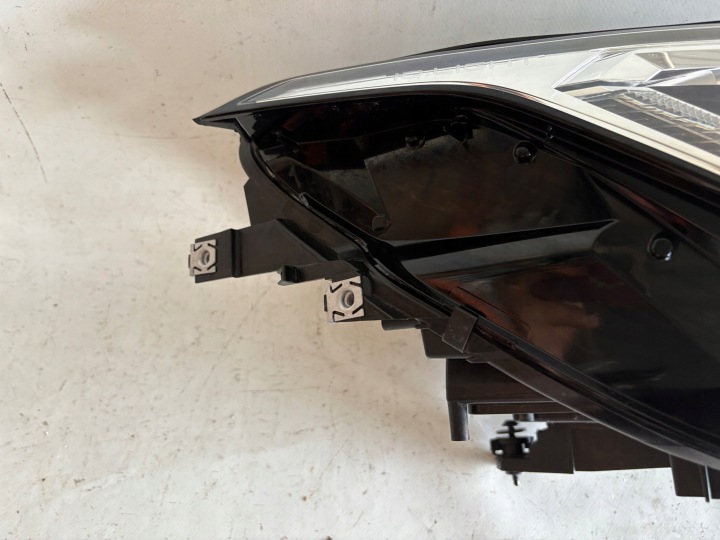 VW TIGUAN II LIFT COMPLET LED IQ LIGHT 5NB941082G PHARE DROITE
