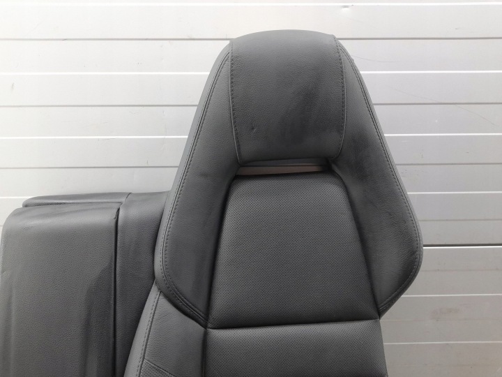 PORSCHE PANAMERA (970) 97061269100 ARRIÈRE CÔTÉ GAUCHE ARRIÈRE SIÈGE