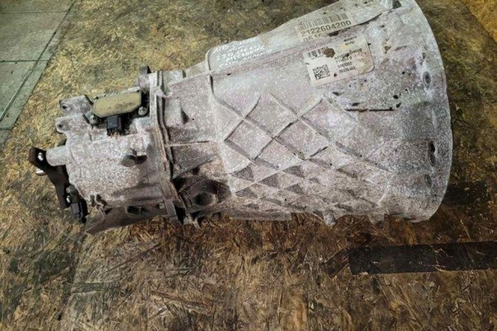BOÎTE DE VITESSES MERCEDES-BENZ C (W204) 2122604200 2.2L DIESEL 100KW 2010