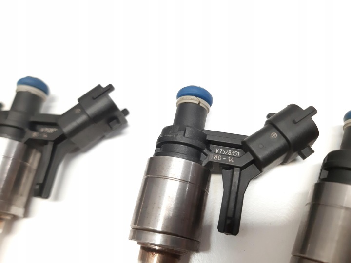 INJECTEUR PEUGEOT 1.6 THP 5FX 0261500029