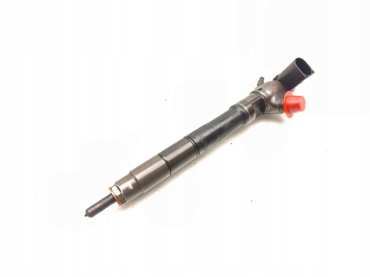 SKODA OCTAVIA INJECTEUR CARBURANTS 1.6 TDI DIESEL 81KW (110 HP) 04L130277D
