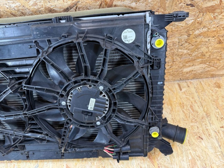 ENSEMBLE RADIATEURS RADIATEURS VENTILATEUR PORSCHE MACAN 3.0 LIFT 2019-