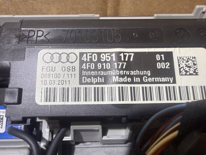 AUDI A6 C6 S-LINE AMPOULE ÉCLAIRAGE PODSUFITK CABINES SLINE 4F0951177
