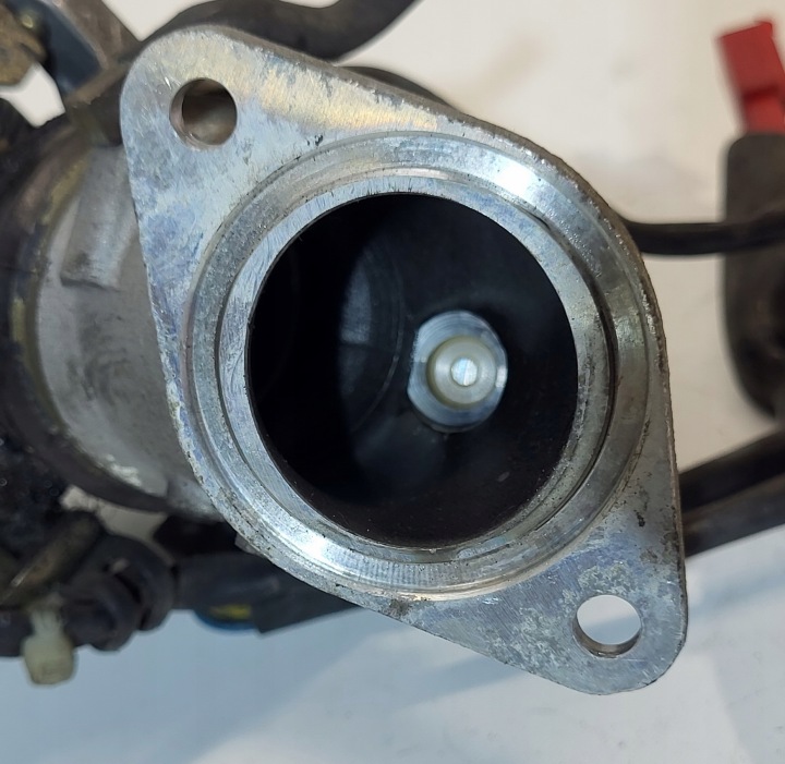 PAPILLON DES GAZ INJECTEUR 1340115G02000 SUZUKI BURGMAN 400 K3-K6 2003-2006R
