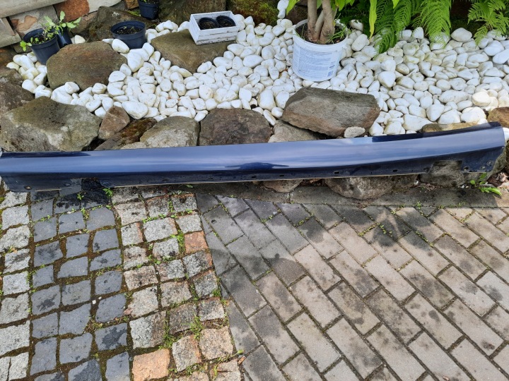 NADKLADKA SEUIL GAUCHE MERCEDES-BENZ CLS (C219) A2196900140 5.0L GASOLINE
