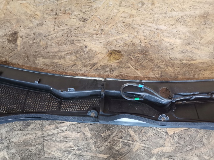 DOUBLURE DE PASSAGE DE ROUE PLASTIQUE SUPÉRIEUR CITROEN C4 CACTUS 9805358580 9805358680 UK