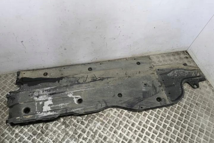GAUCHE PROTECTION CHÂSSIS SKODA OCTAVIA I (1U2) 5WA825201E 1.0L GASOLINE 85KW