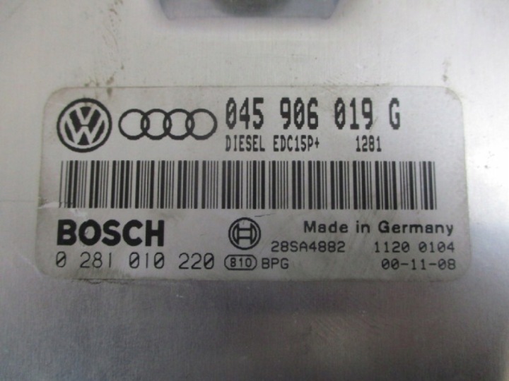 AUDI A2 8Z 1.4TDI ORDINATEUR MOTEUR 045906019G 0281010220