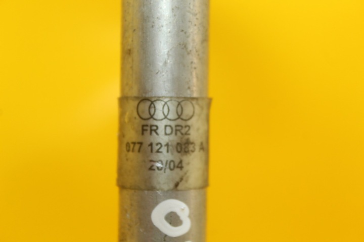 FIL TUYAU TUYAU EAU AUDI A8 D3 3.7 B 4.2 BFL BFM 077121083A