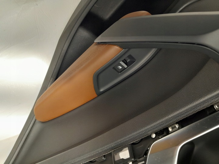 AUDI Q5 80A GARNITURE COLLECTEUR PORTES DROIT ARRIÈRE STORE 80A867488