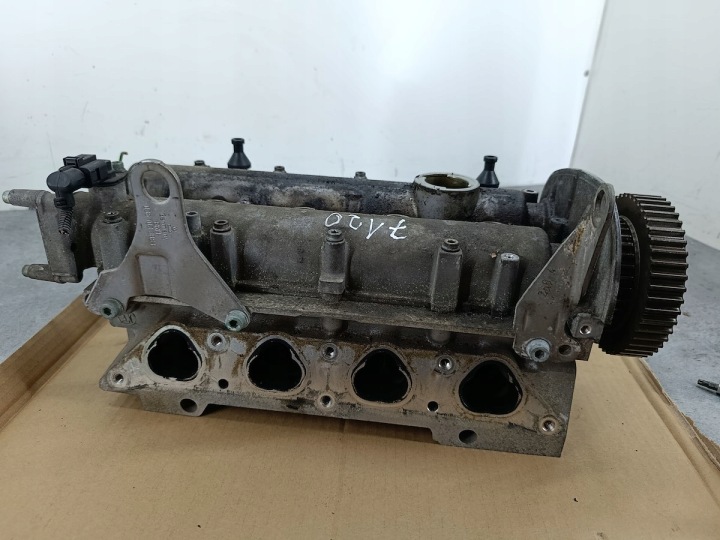 CULASSE MOTEUR VW GOLF IV MK4 POLO 9N IBIZA 1.4