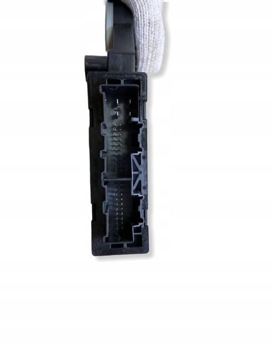 VOLVO XC90 PETIT MOTEUR VITRES PORTES AVANT 31674756