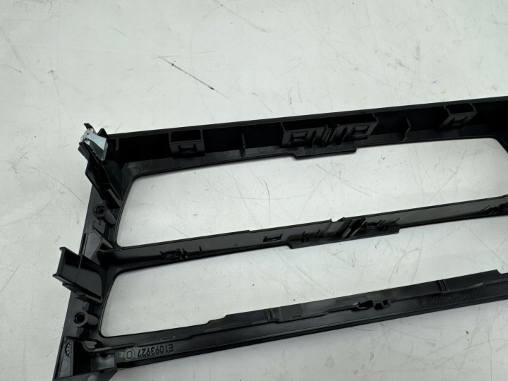 BMW 1 F20 F21 2015 DÉCORATION TUNNELS CENTRAL