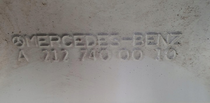 COUVERCLES DE COFFRE COUVERCLES DE COFFRE ARRIÈRE VITRE MERCEDES W212