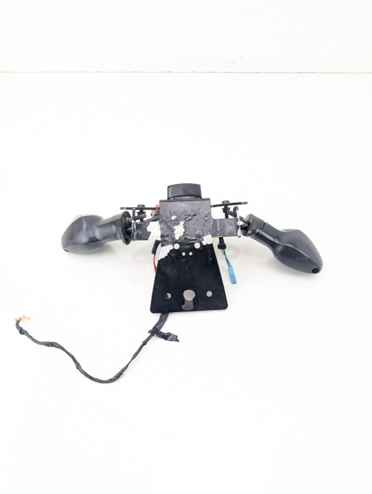 HONDA CBR 600 F PC41 11-13 FIXATION CLIGNOTANT