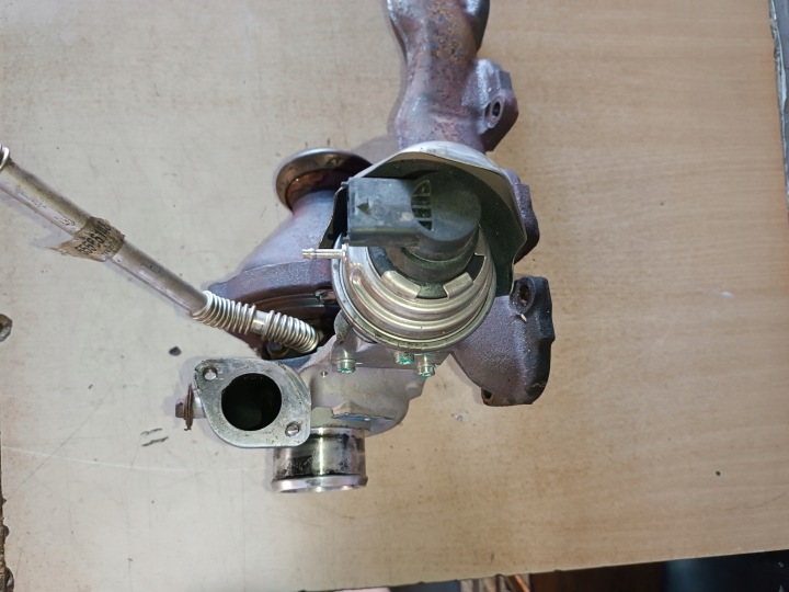 OPEL INSIGNIA A ASTRA J 2,0CDTI TURBOCOMPRESSEUR GM55570748 93416