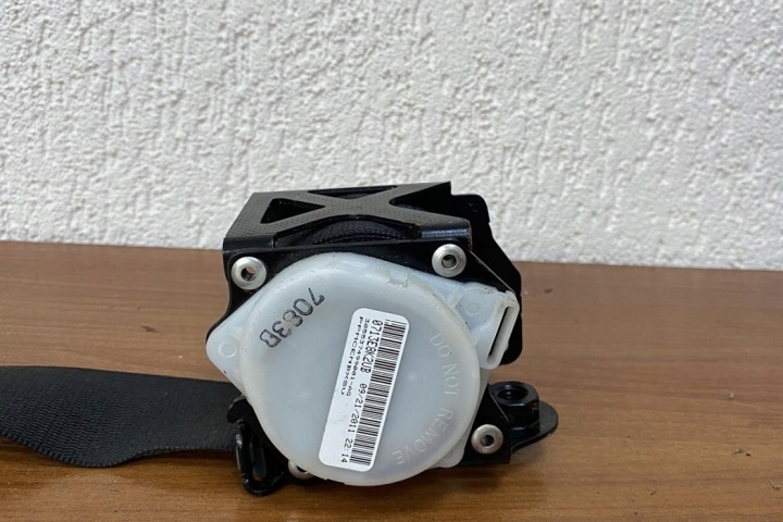 CEINTURE DE SÉCURITÉ BMW X5 (E70) S2716104109H 3.0L DIESEL 225KW 2010