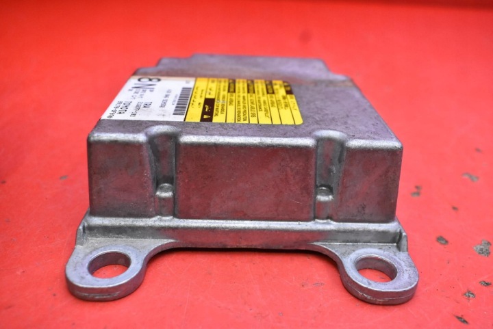 MODULE CAPTEUR AIRBAG COUSSINS 89170-0F070 TOYOTA COROLLA VERSO 2 II 04-09