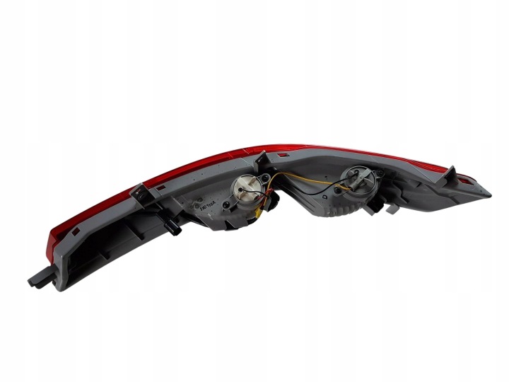 PHARES PRZECIWMGLOWE ARRIÈRE KIA OE 92406-3U300