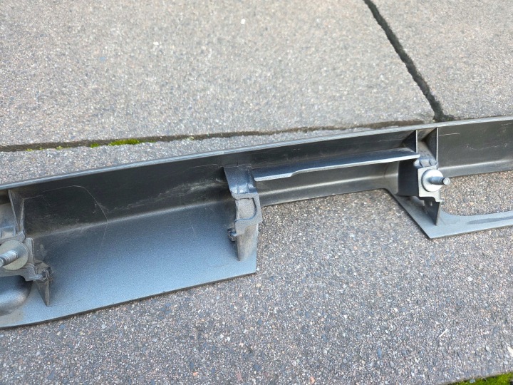 CITROEN C4 GRAND PICASSO I CACHE MOULURE ARRIÈRE COUVERCLES DE COFFRE 07-2013 KEBC