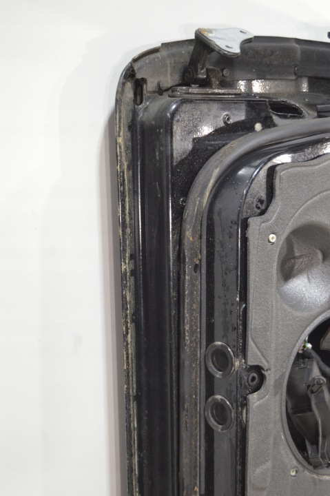 PORTES DROIT C197 MERCEDES SL500 R230 2307200605