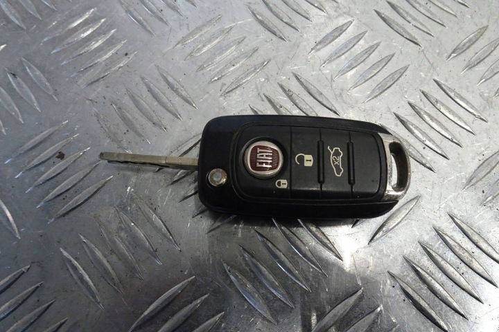 FIAT TIPO II BERLINE CONTACTEUR D'ALLUMAGE KUCZYK 18-