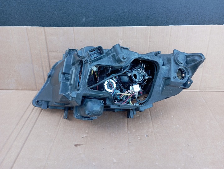 PHARE AVANT AVANT DROITE BMW 3 III E90 E91 XÉNON 6942744 63116942744