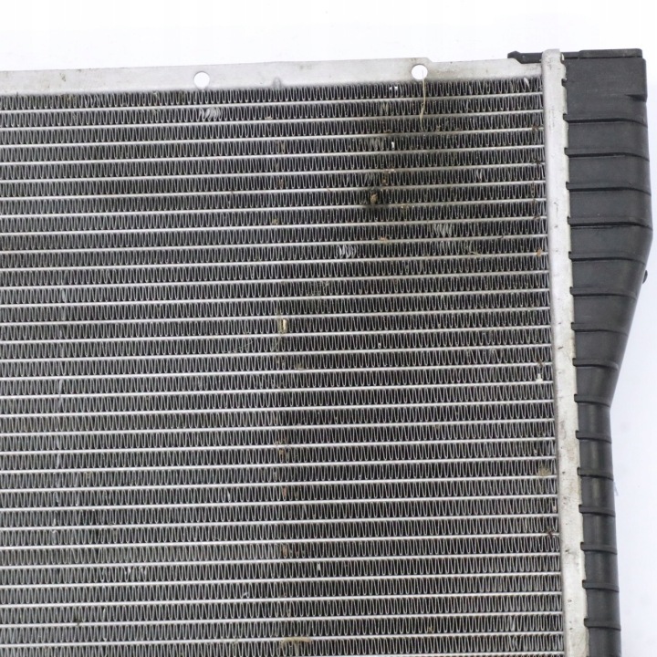 BMW E60 E61 E63 E64 LCI RADIATEUR EAU RADIATOR DIESEL 7795878