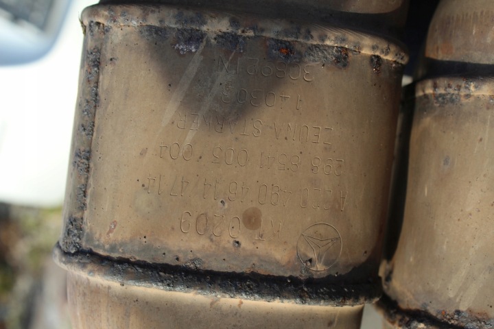 SYSTÈME ÉCHAPPEMENT COMPLET CATALYSEURS SILENCIEUX MERCEDES SL R230 SL500 91T/KM