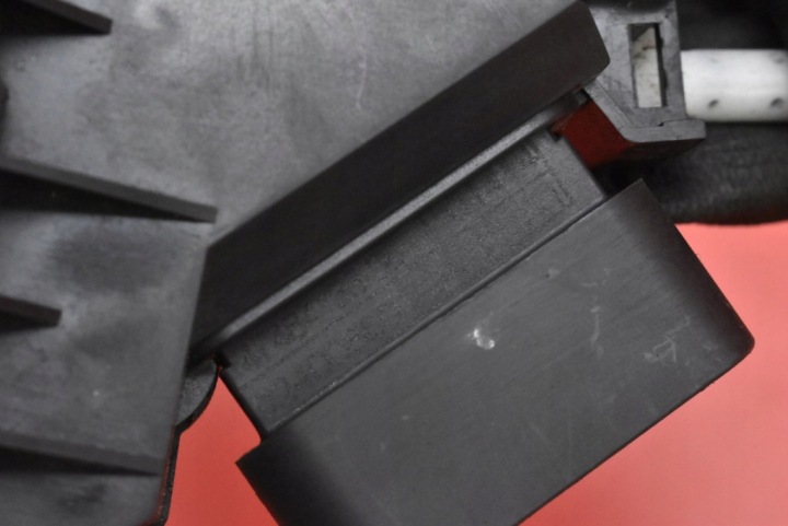 SERRURE DE PORTE DROIT ARRIÈRE ARRIÈRE 31301944 VOLVO S60 2 II LIFT 13-20