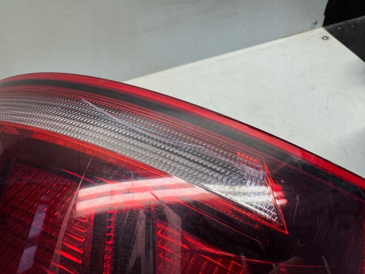 VW T-ROC PHARE DROIT ARRIÈRE LED 2GA945096A