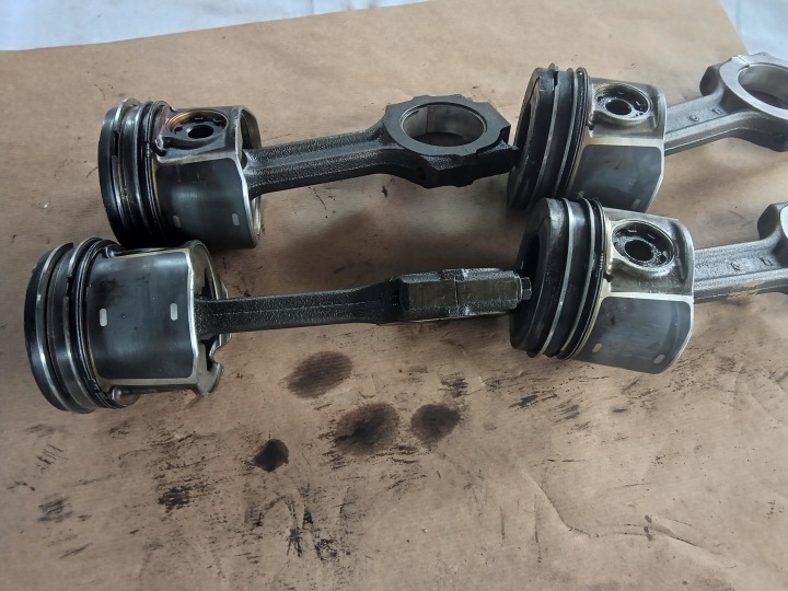 PISTON BIELLE OPEL VECTRA C ASTRA H ZAFIRA B FIAT 1.9 CDTI 8V B774 ((D7))