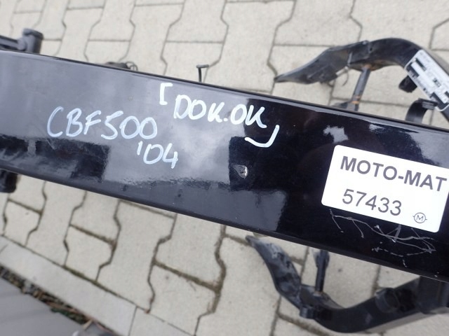 CHÂSSIS AVEC DOCUMENTS EUROPÉENS HONDA CBF 500 2004R PC39