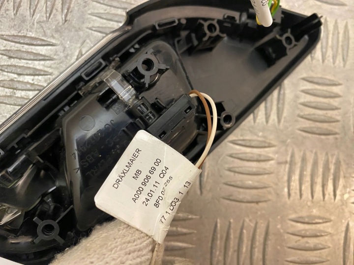 MERCEDES-BENZ GLE (W166 C292) BRODERIE PORTES ARRIÈRE