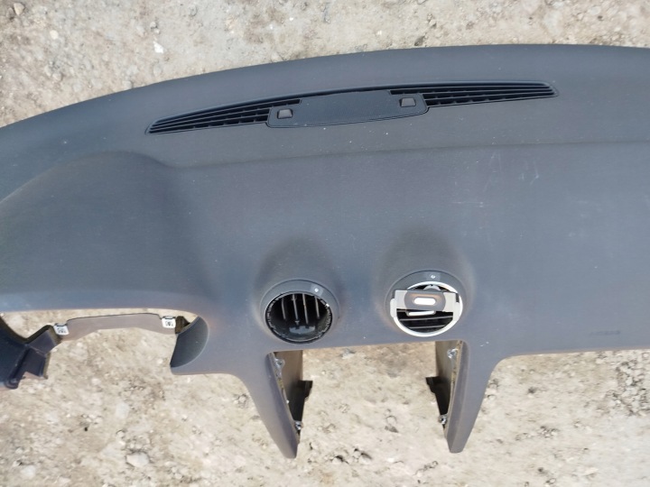 TABLEAU DE BORD CONSOLE COCKPIT AUDI A3 8P 8P1857067