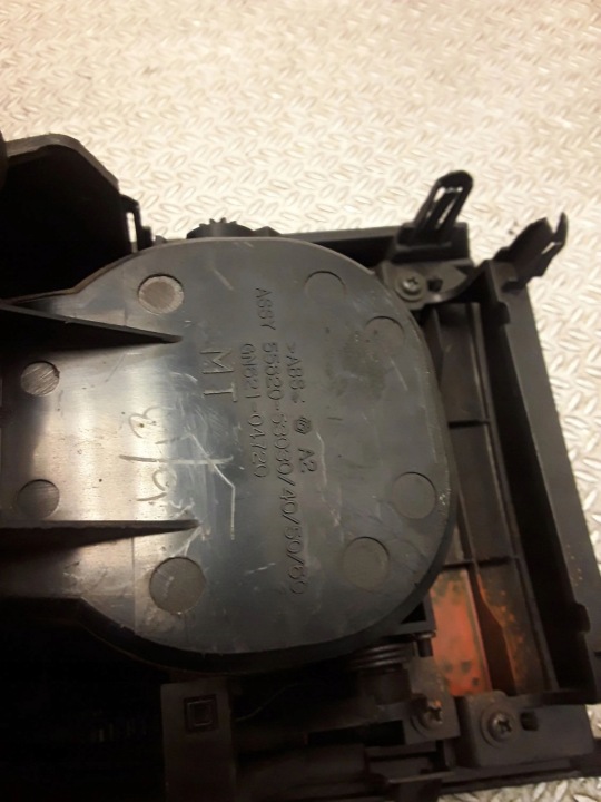 LEXUS IS 220D-250-350 POIGNÉE SUR GODET TABLEAU DE BORD INSTRUMENTATION