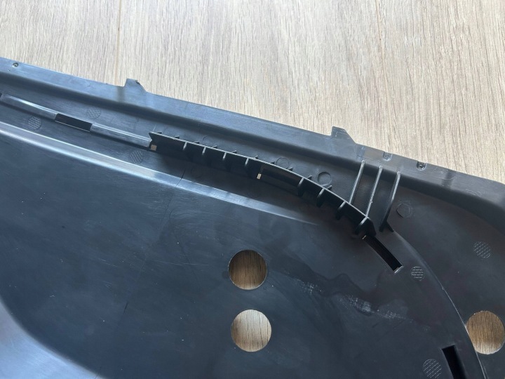 VOLVO XC90 II 2014- PROTECTION PANNEAU AVANT GAUCHE ORIGINAL
