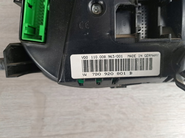 VW T4 COMPTEUR TABLEAU DE BORD 7D0920801B