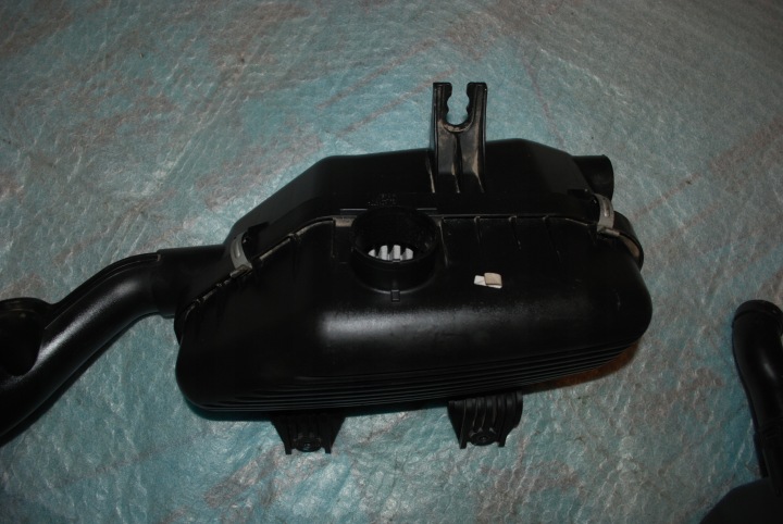 CHÂSSIS FILTRE AIR CHEVROLET SPARK M300 11R.-