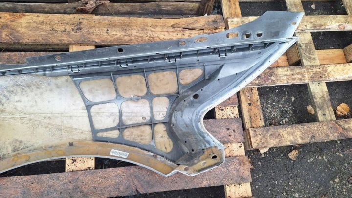 AILE AVANT GAUCHE VW TOUAREG (7LA, 7L6, 7L7) 7L6821105B 2.5L DIESEL 2006