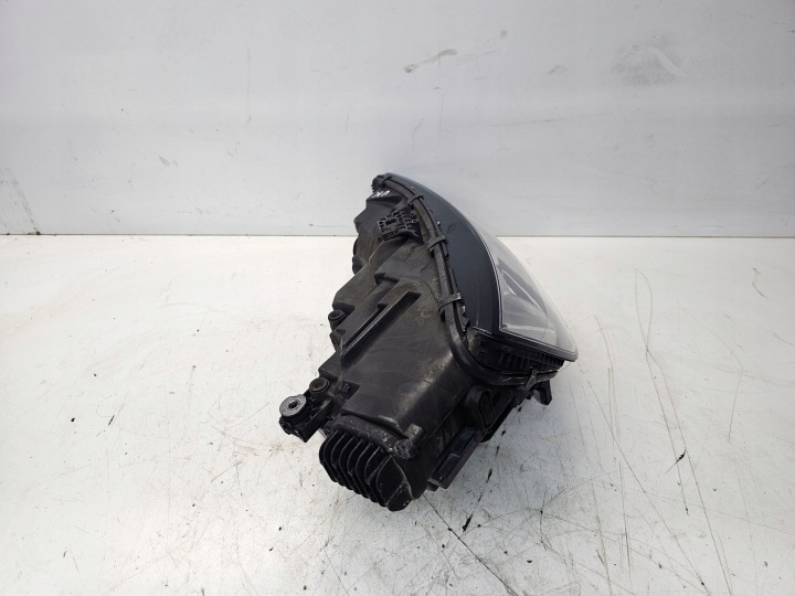 PROJECTEUR DROIT AVANT COMPLET LED AUDI A4 B9 8W0941034A