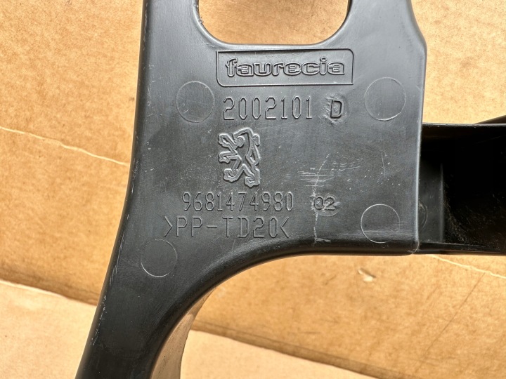PEUGEOT 308 SW T7 GLISSIÈRE ARRIÈRE DROIT 9681742780