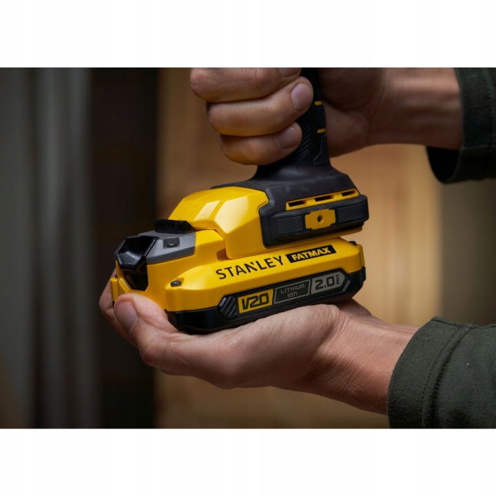 LAMPE DE POCHE ATELIER FATMAX 18V STANLEY SFMCL050B