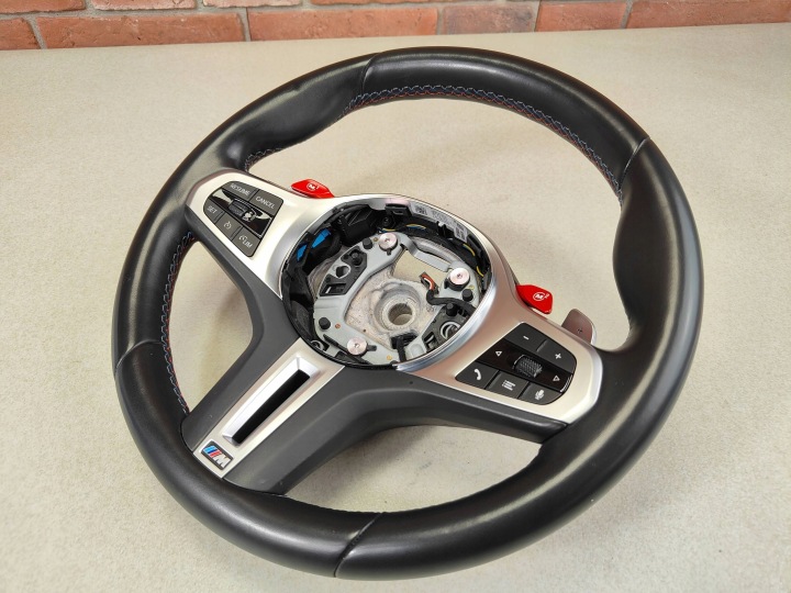 VOLANT M POWER ASSISTANT PALETTES BMW F90 M5 F91 F92 M8 X5M F95 X6M F96