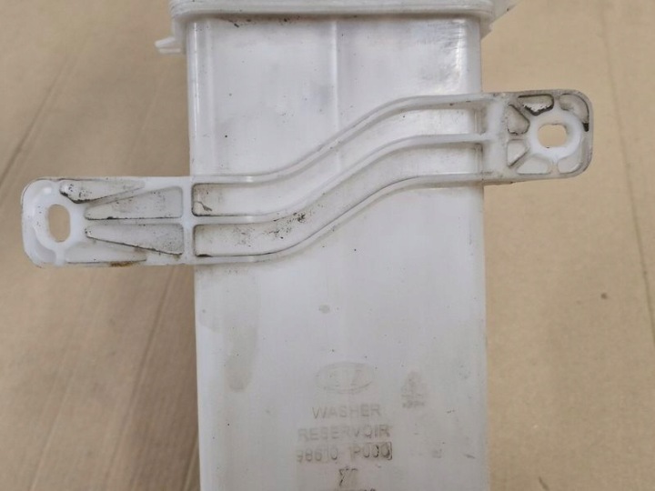 HYUNDAI IX20 RÉSERVOIR LIQUIDE LAVE-GLACES 986101P000
