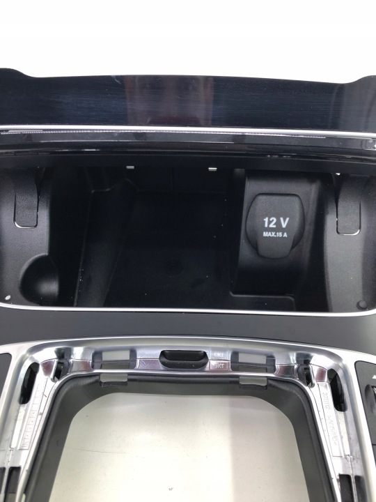 MERCEDES W205 DÉCOR CHÂSSIS PANNEAU IDRIVE CENTRALE A2056805807