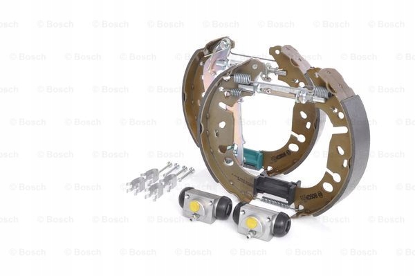 BOSCH JUEGO ZAPATAS HAM. FIAT PUNTO 05-16 KPL. Z CYLINDERKAMI 