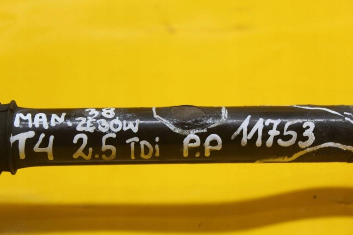 DEMI-ARBRE DROIT AVANT 38 DENTS VW TRANSPORTER T4 MULTIVAN 2.5 TDI 701407331B